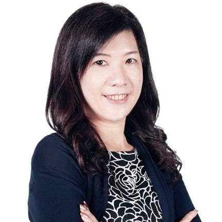施丁文 財務長